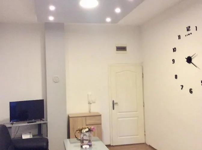 아파트 Br.1 비옐리나